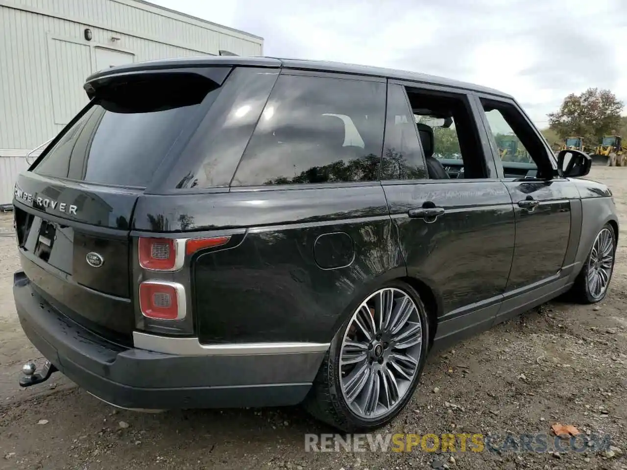 4 Photograph of a damaged car SALGS2RU3MA417258 LAND ROVER RANGEROVER 2021