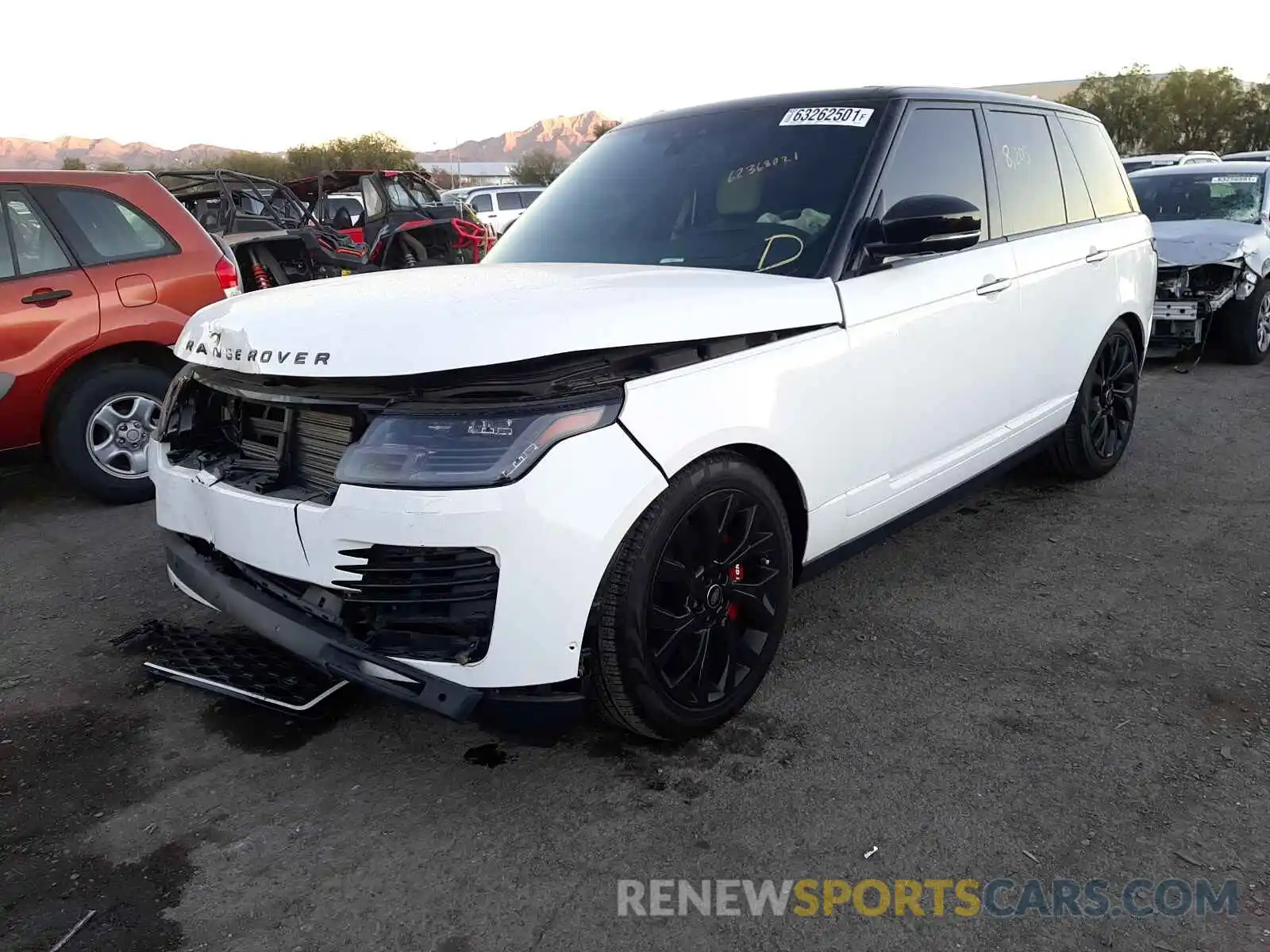 2 Photograph of a damaged car SALGS2RU3MA432827 LAND ROVER RANGEROVER 2021