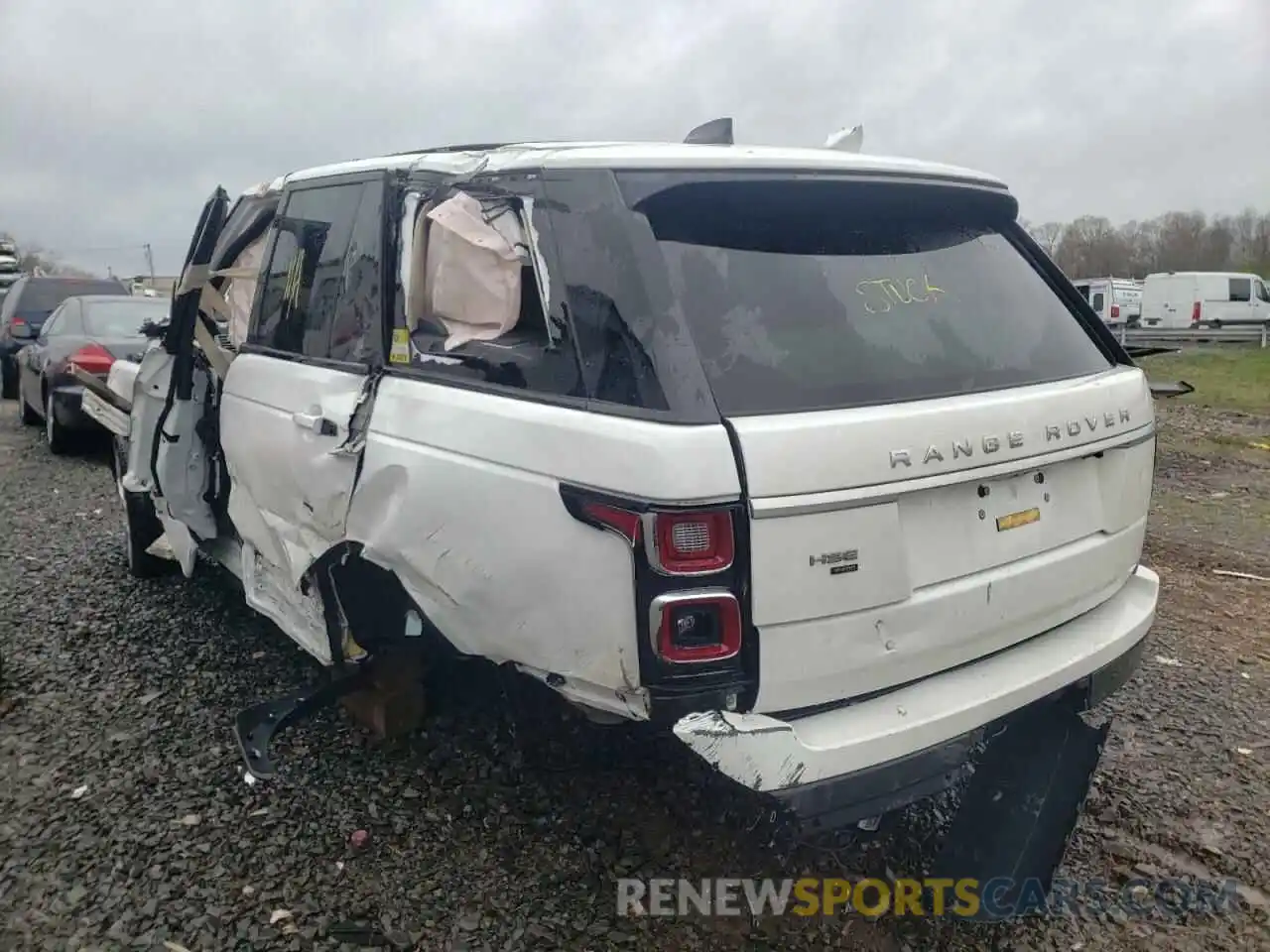 3 Photograph of a damaged car SALGS2RU4MA425689 LAND ROVER RANGEROVER 2021