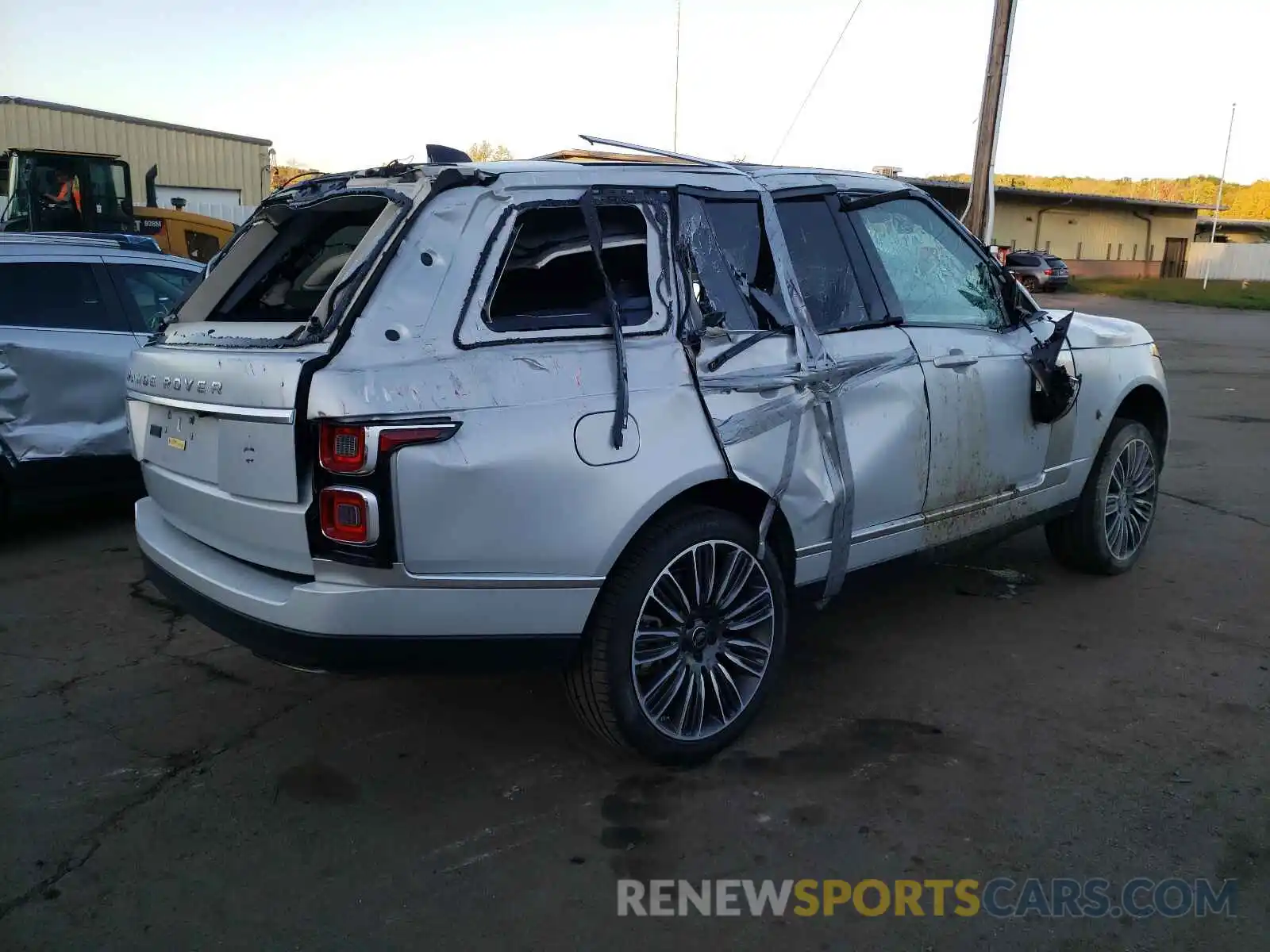 9 Photograph of a damaged car SALGS2RU6MA423751 LAND ROVER RANGEROVER 2021