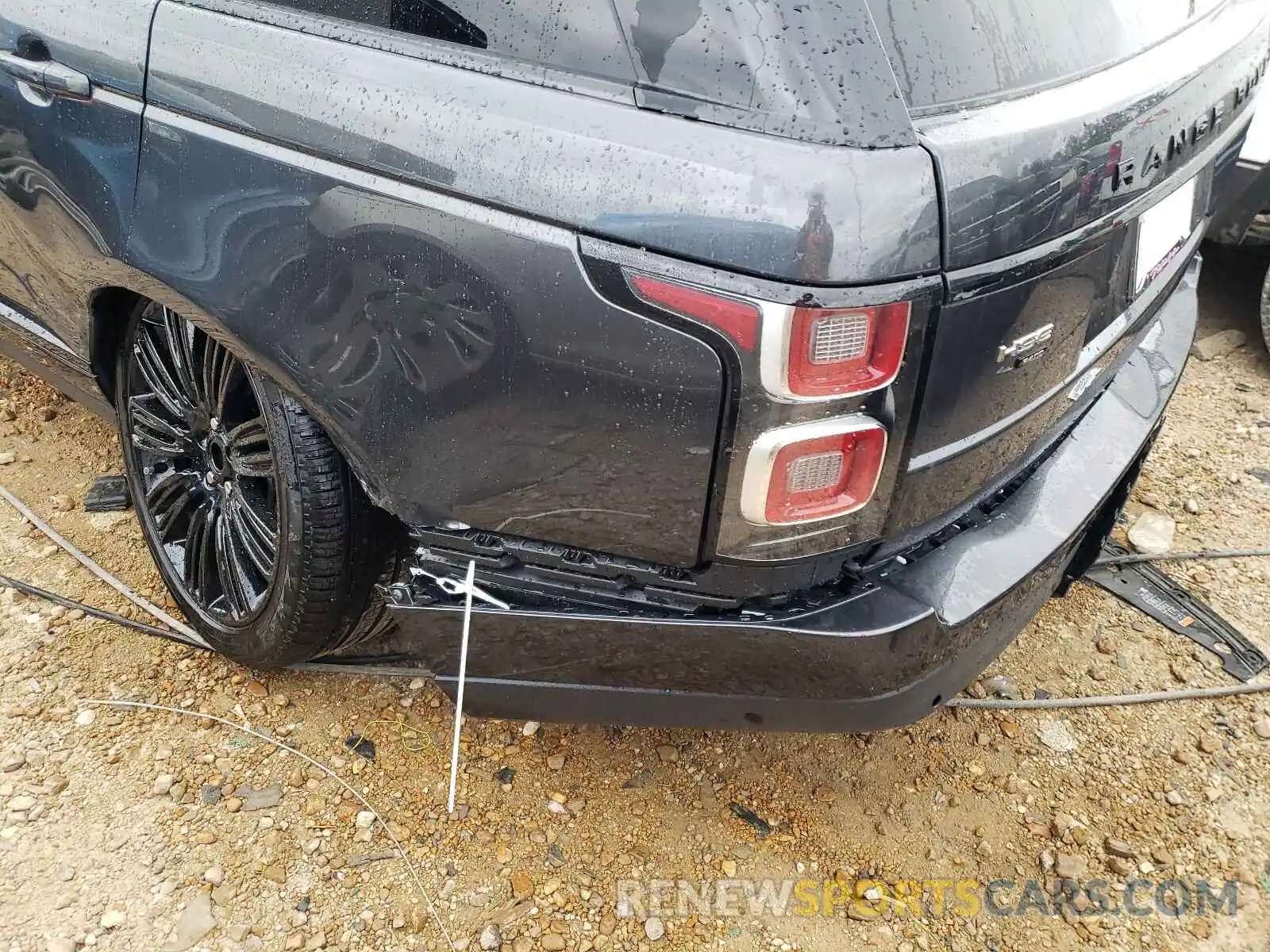 9 Photograph of a damaged car SALGS2RU6MA455924 LAND ROVER RANGEROVER 2021