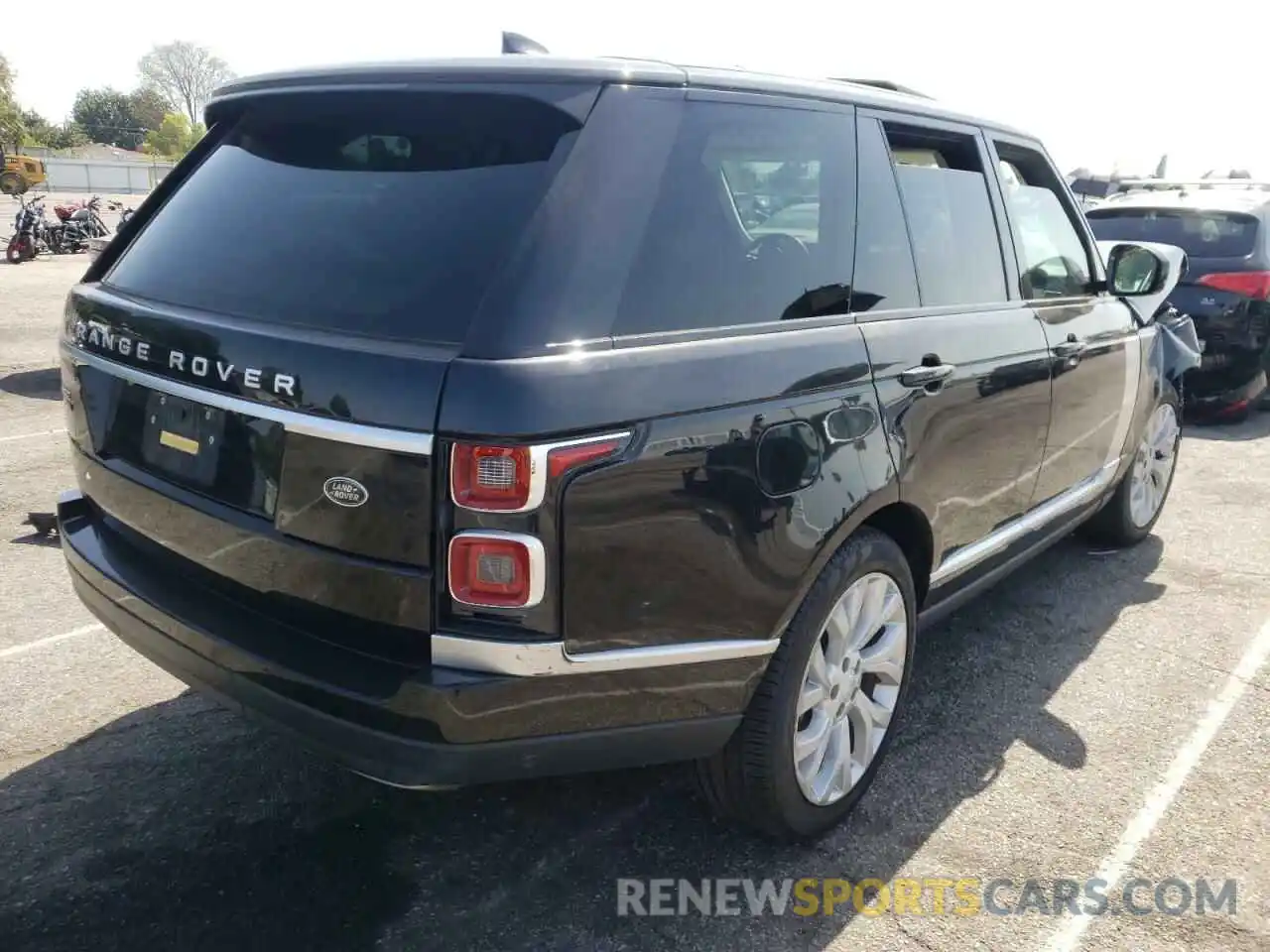 4 Photograph of a damaged car SALGS2RU9MA435909 LAND ROVER RANGEROVER 2021