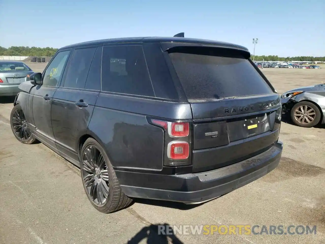 3 Photograph of a damaged car SALGS2SE4MA447498 LAND ROVER RANGEROVER 2021