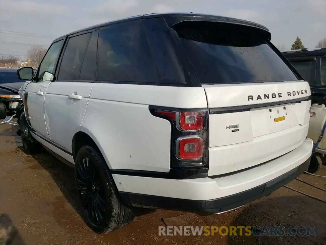 3 Photograph of a damaged car SALGS2SE8MA427321 LAND ROVER RANGEROVER 2021