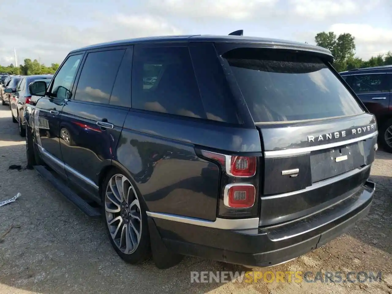 3 Photograph of a damaged car SALGV5SE5MA441234 LAND ROVER RANGEROVER 2021