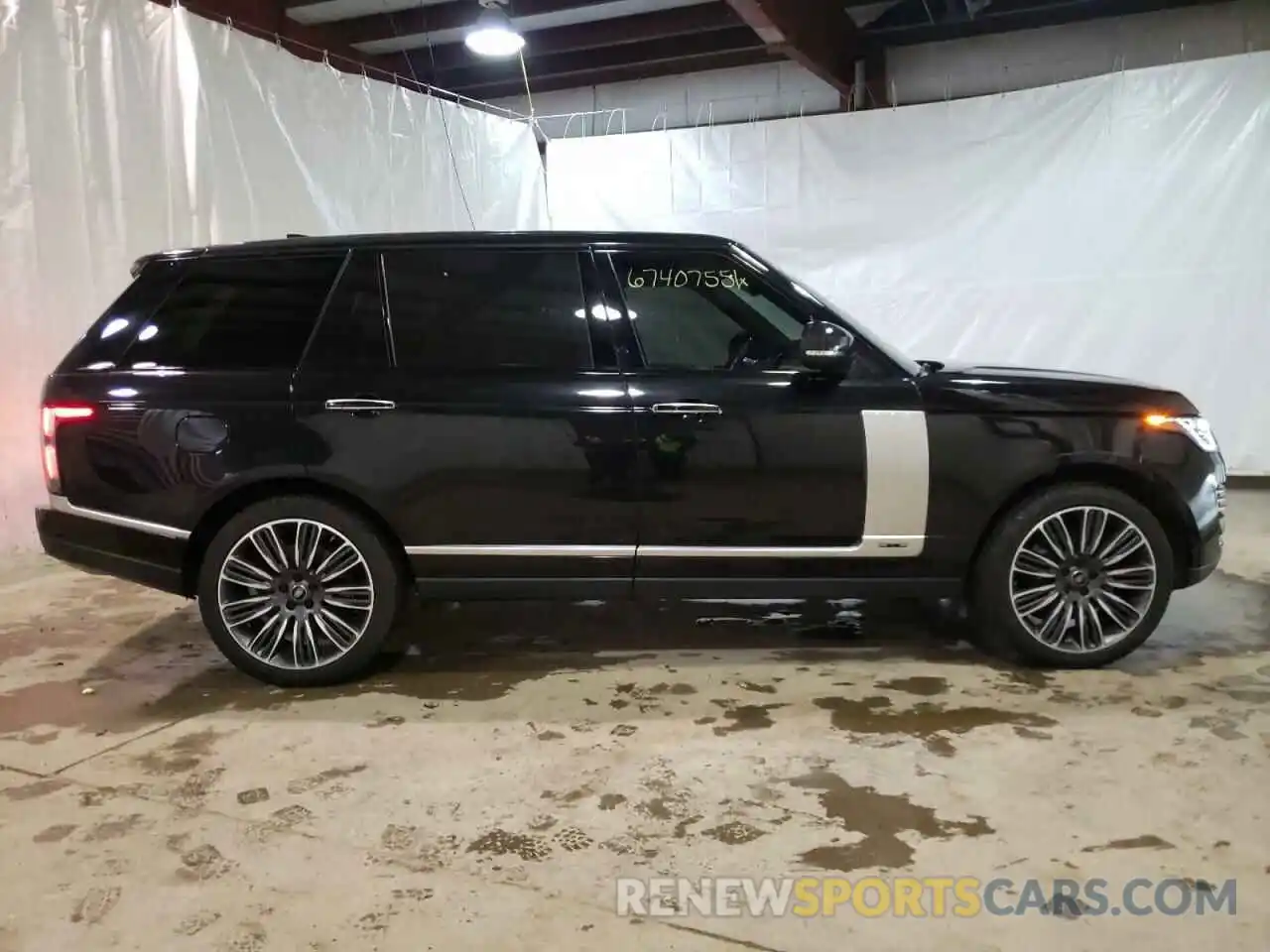 9 Photograph of a damaged car SALGV5SE7MA418442 LAND ROVER RANGEROVER 2021