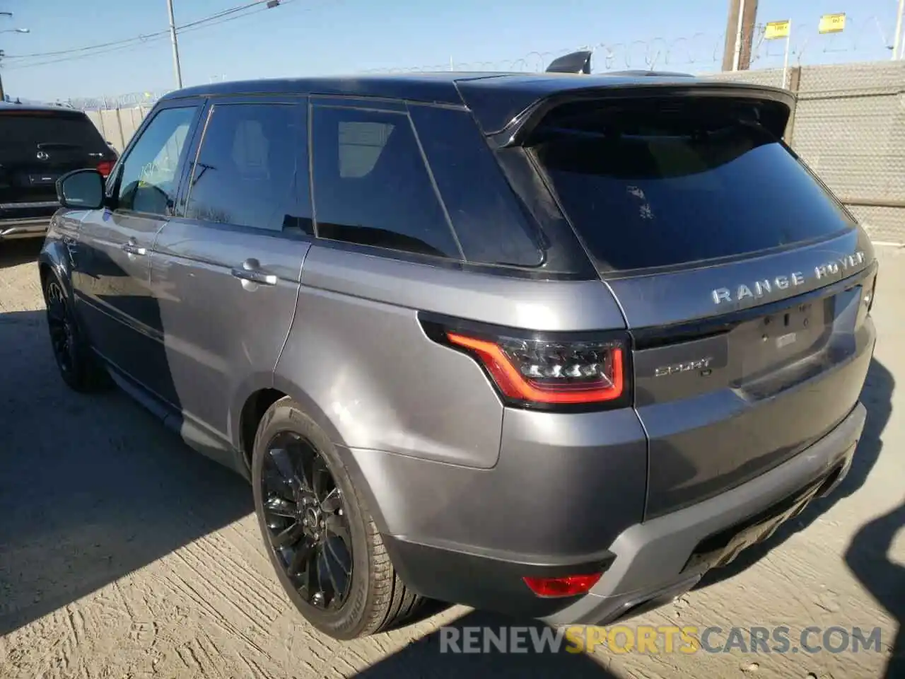 3 Photograph of a damaged car SALWG2SU1MA783498 LAND ROVER RANGEROVER 2021