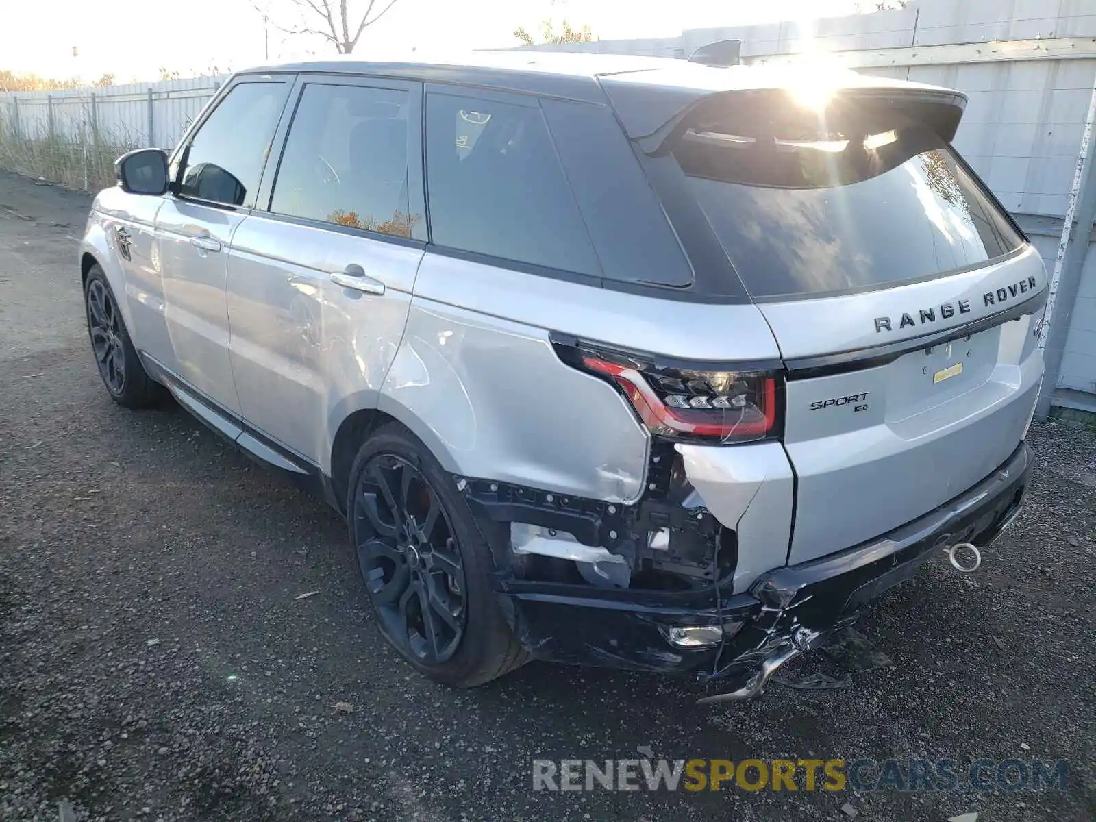 3 Photograph of a damaged car SALWR2RK5MA750082 LAND ROVER RANGEROVER 2021