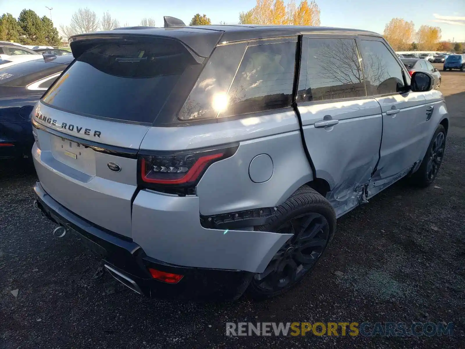 4 Photograph of a damaged car SALWR2RK5MA750082 LAND ROVER RANGEROVER 2021