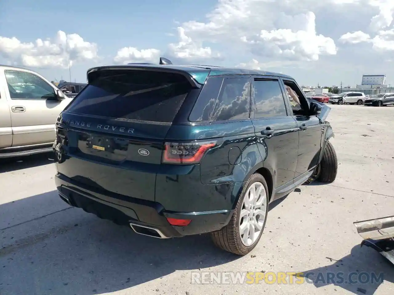 4 Photograph of a damaged car SALWR2SE2MA761173 LAND ROVER RANGEROVER 2021