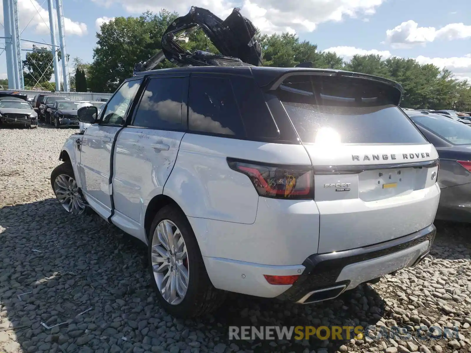 3 Фотография поврежденного автомобиля SALWR2SE3MA764020 LAND ROVER RANGEROVER 2021