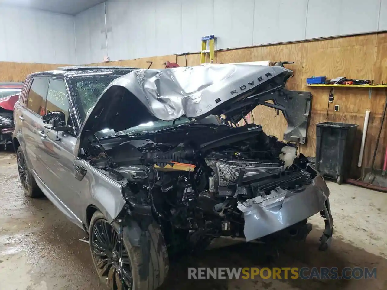 9 Photograph of a damaged car SALWR2SE4MA769131 LAND ROVER RANGEROVER 2021