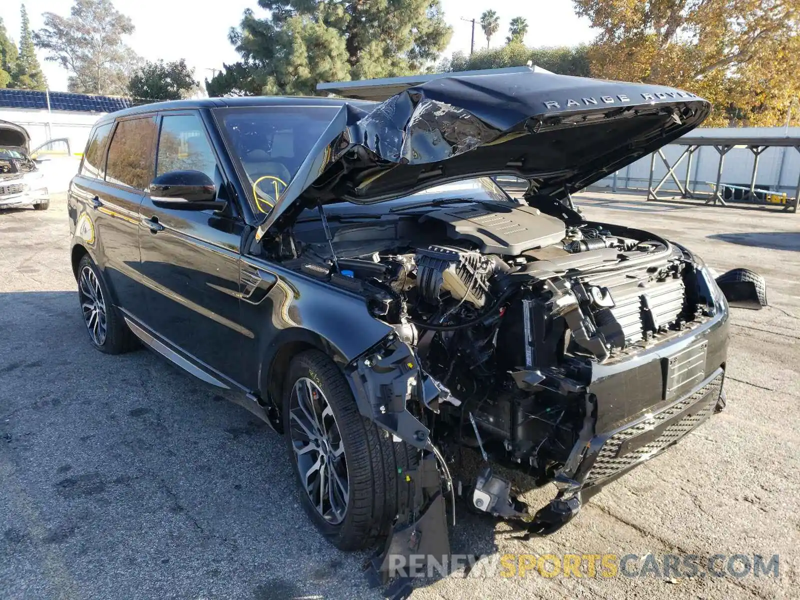 1 Photograph of a damaged car SALWR2SU0MA749742 LAND ROVER RANGEROVER 2021