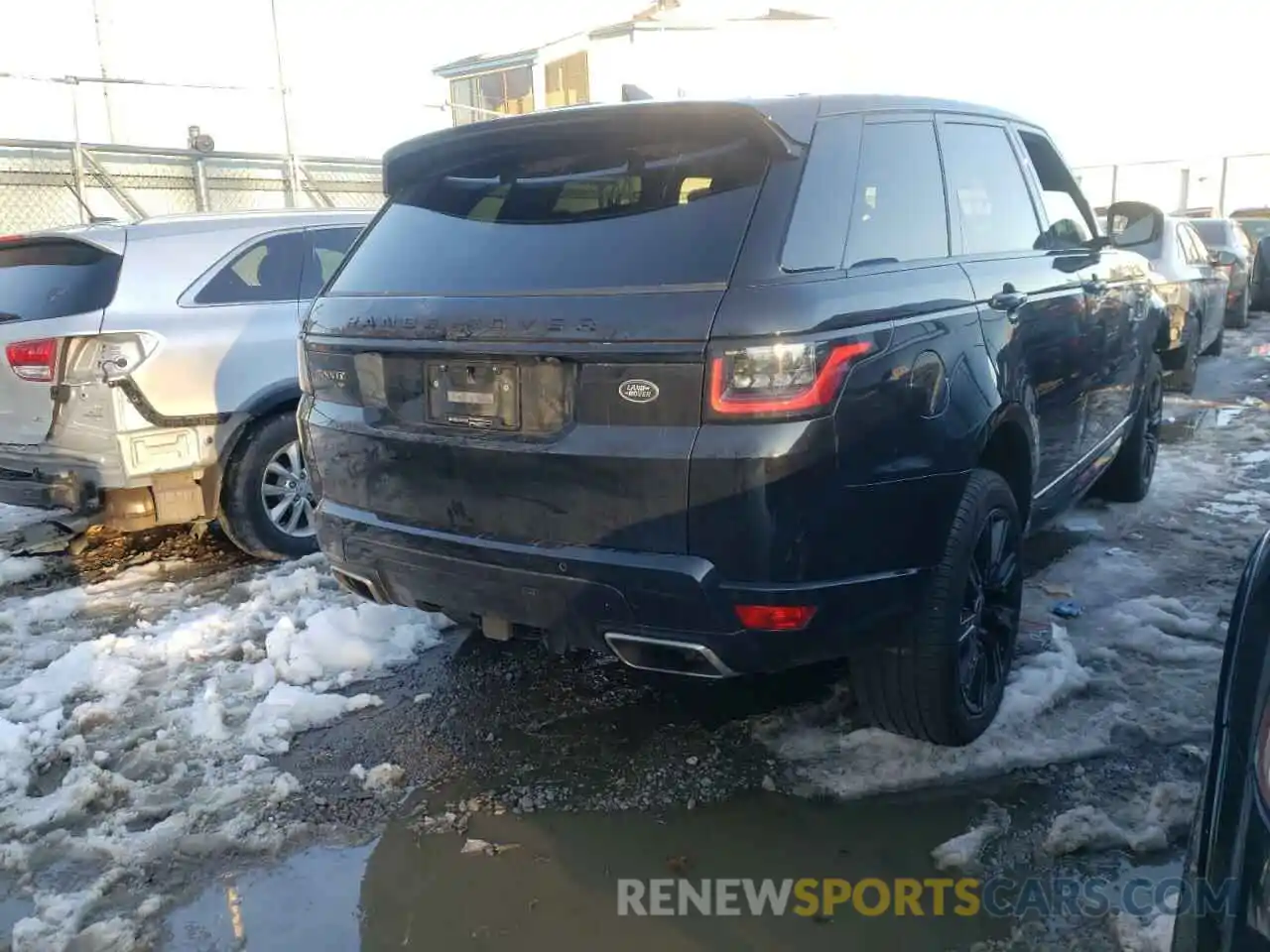 4 Photograph of a damaged car SALWR2SU1MA778621 LAND ROVER RANGEROVER 2021