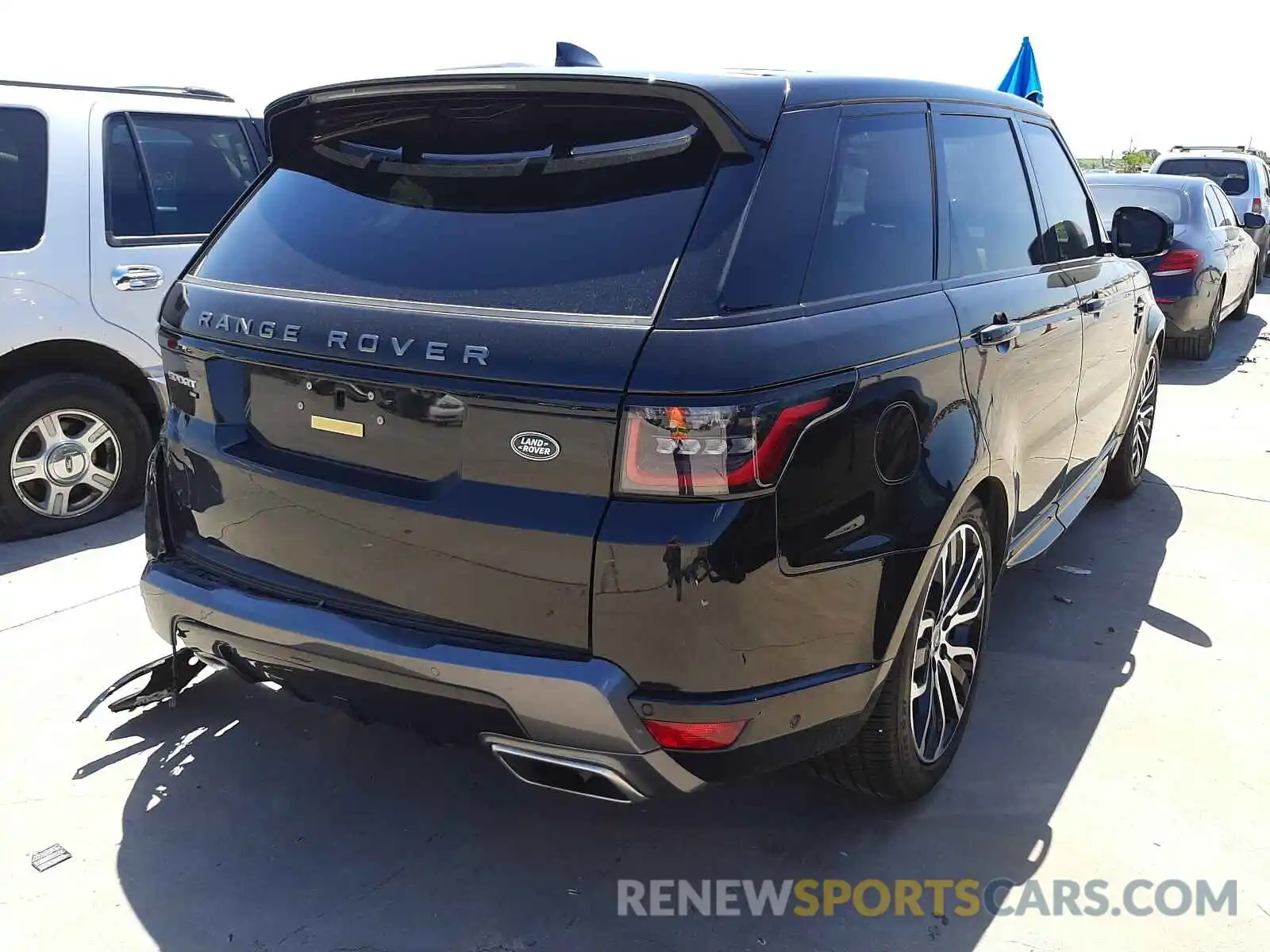 4 Photograph of a damaged car SALWR2SU1MA790977 LAND ROVER RANGEROVER 2021