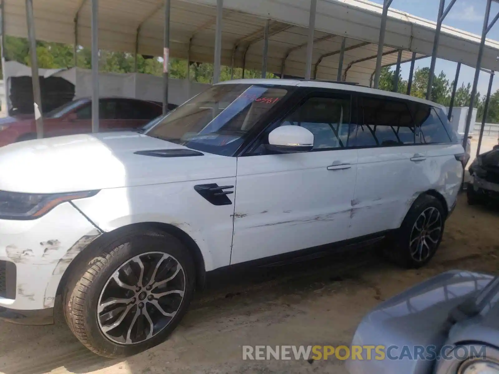 9 Photograph of a damaged car SALWR2SU3MA782704 LAND ROVER RANGEROVER 2021