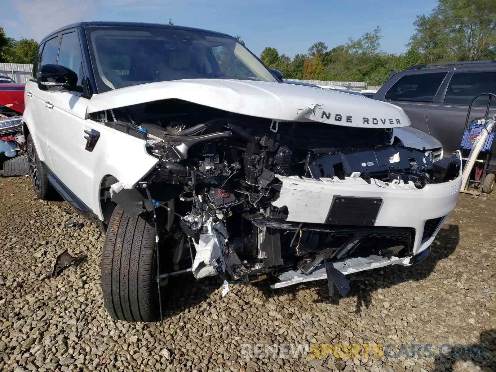 1 Photograph of a damaged car SALWR2SU4MA786602 LAND ROVER RANGEROVER 2021