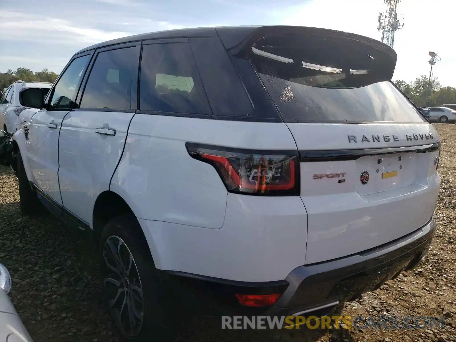 3 Photograph of a damaged car SALWR2SU4MA786602 LAND ROVER RANGEROVER 2021