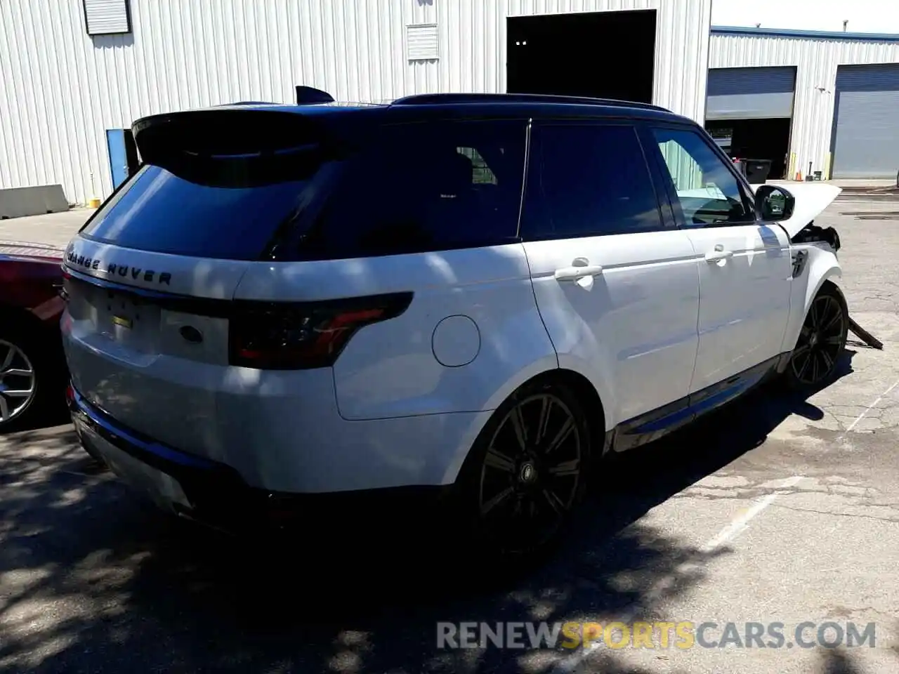 4 Photograph of a damaged car SALWR2SU5MA765645 LAND ROVER RANGEROVER 2021