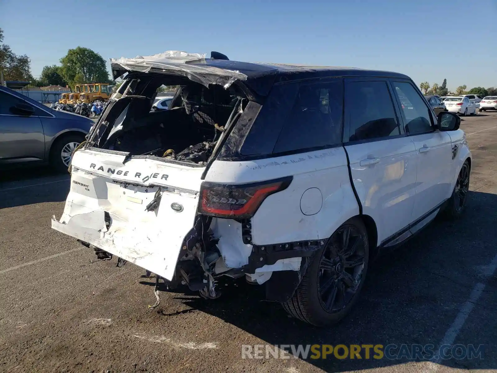 4 Photograph of a damaged car SALWR2SU5MA767685 LAND ROVER RANGEROVER 2021