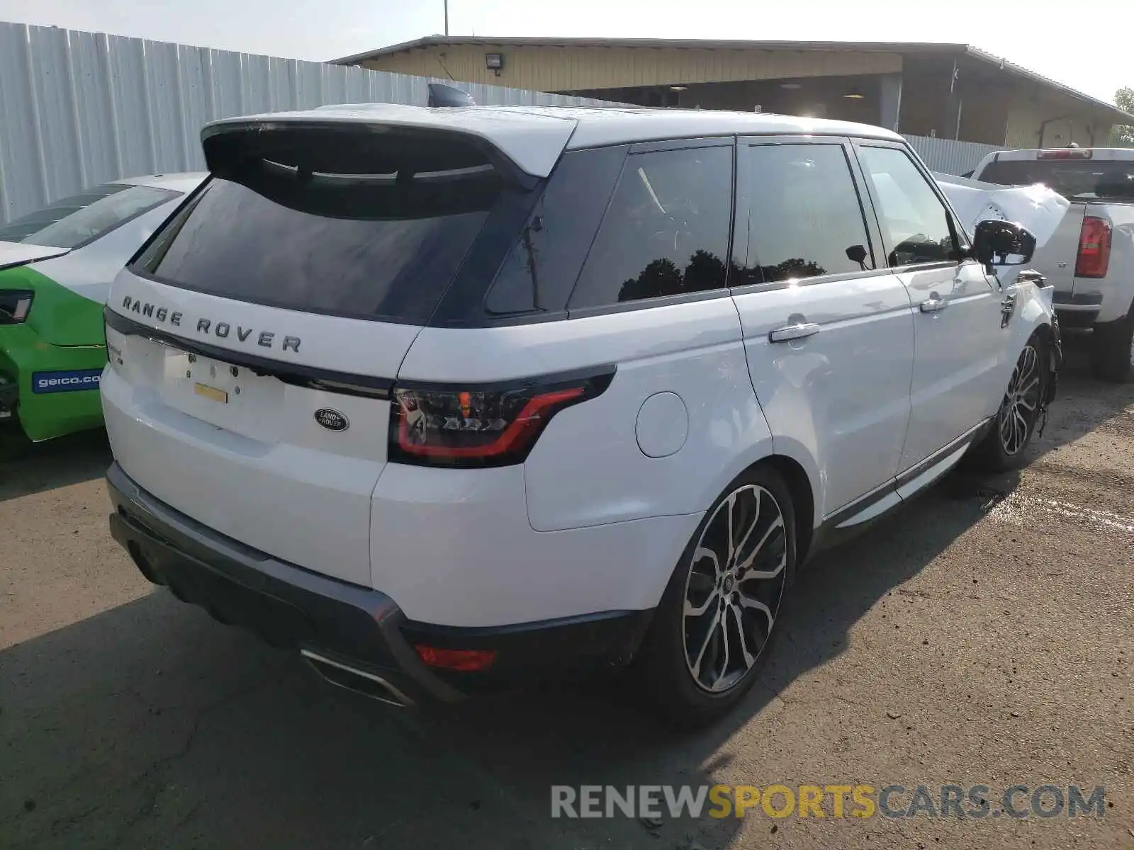 4 Photograph of a damaged car SALWR2SU6MA785046 LAND ROVER RANGEROVER 2021