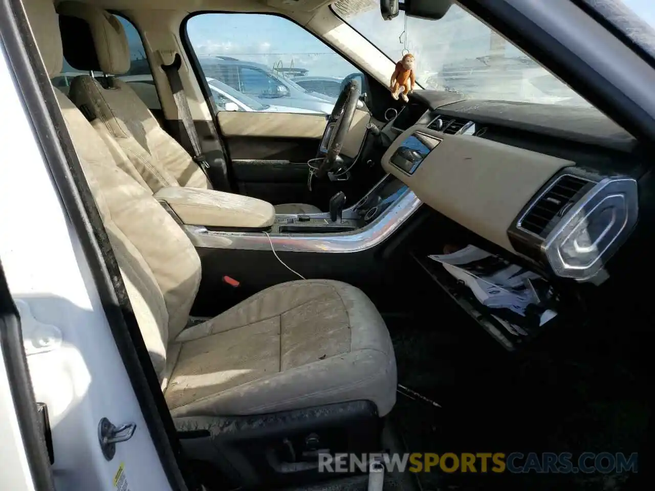 5 Photograph of a damaged car SALWR2SU7MA783046 LAND ROVER RANGEROVER 2021