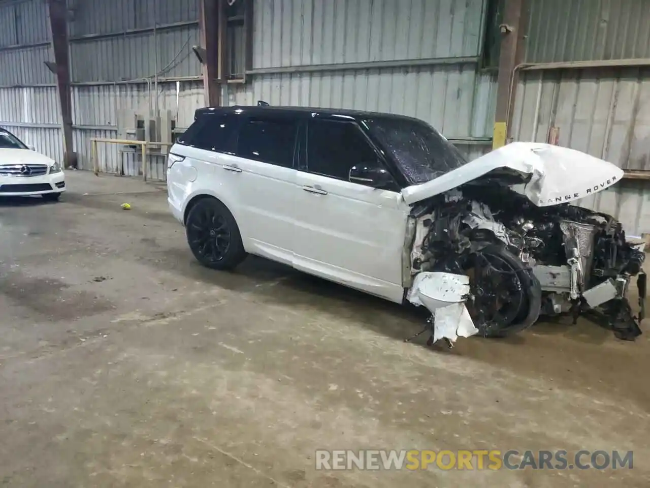 4 Фотография поврежденного автомобиля SALWS2RU3MA757019 LAND ROVER RANGEROVER 2021