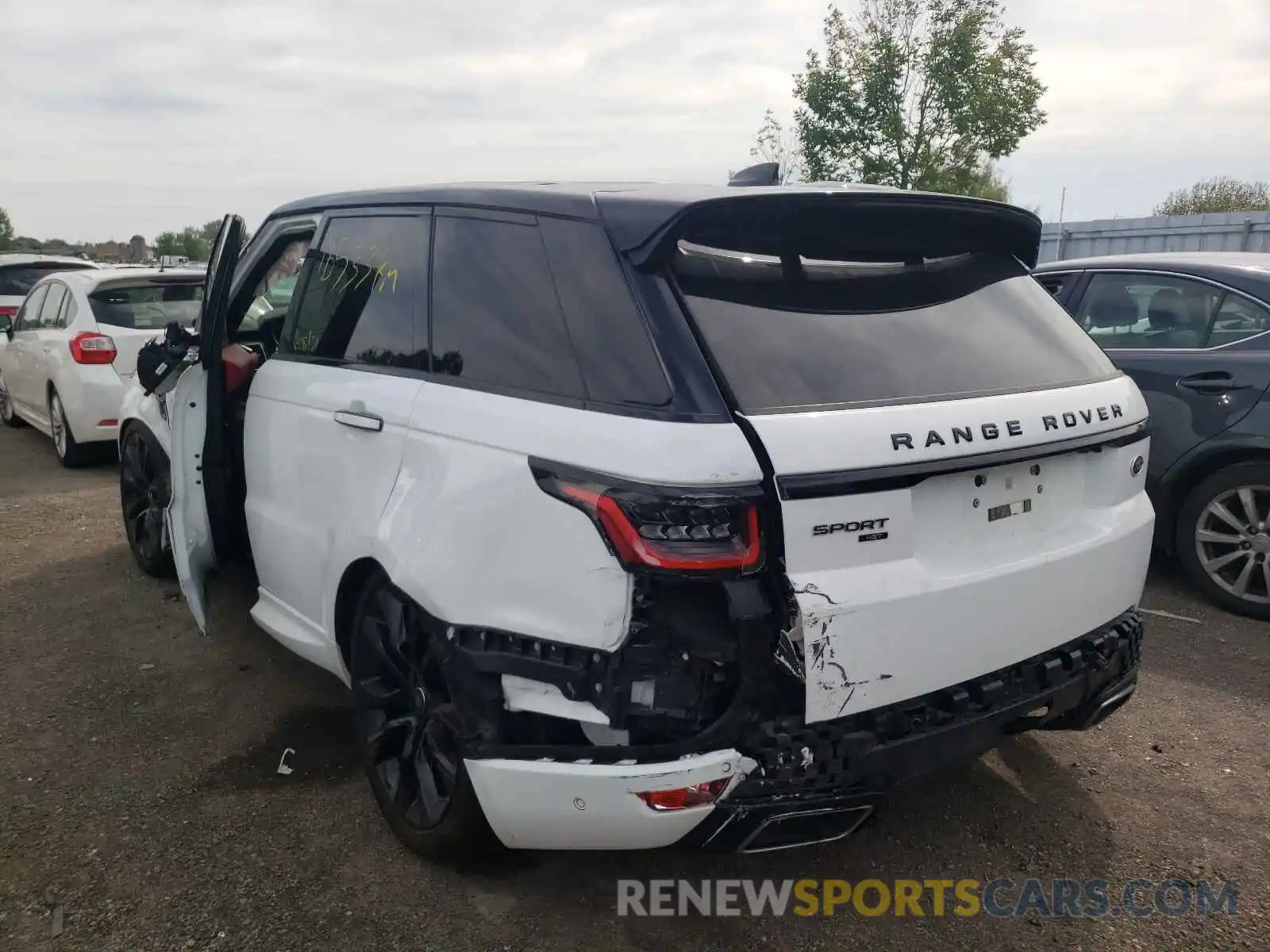 3 Фотография поврежденного автомобиля SALWS2RU4MA760964 LAND ROVER RANGEROVER 2021