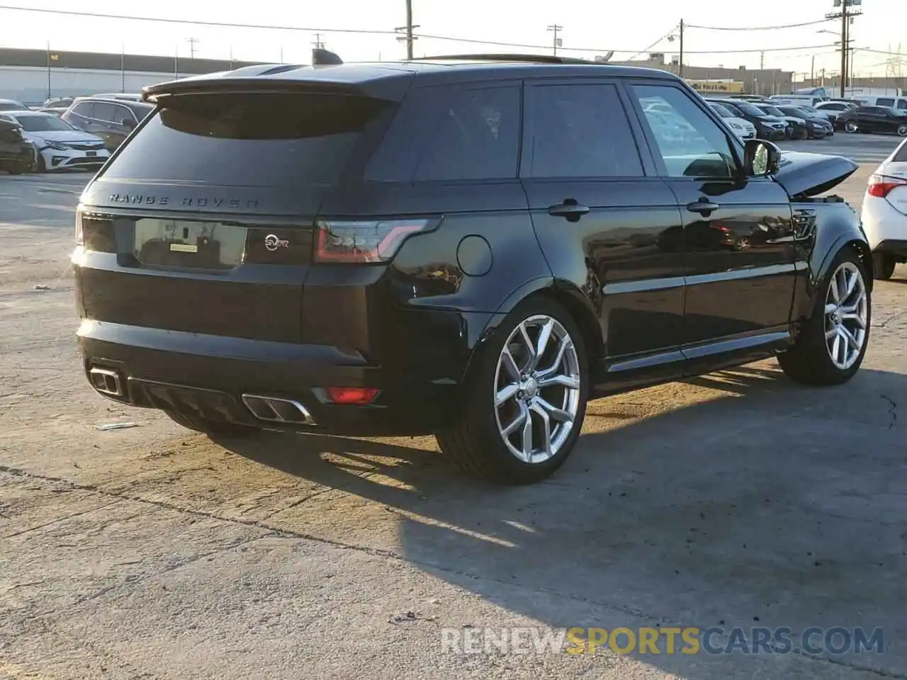 4 Photograph of a damaged car SALWZ2REXMA761685 LAND ROVER RANGEROVER 2021