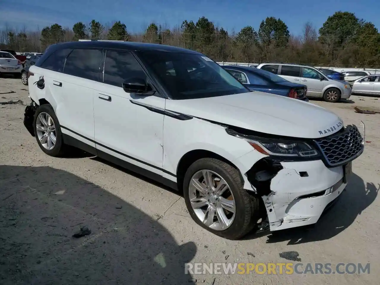 4 Photograph of a damaged car SALYJ2EX0MA304990 LAND ROVER RANGEROVER 2021