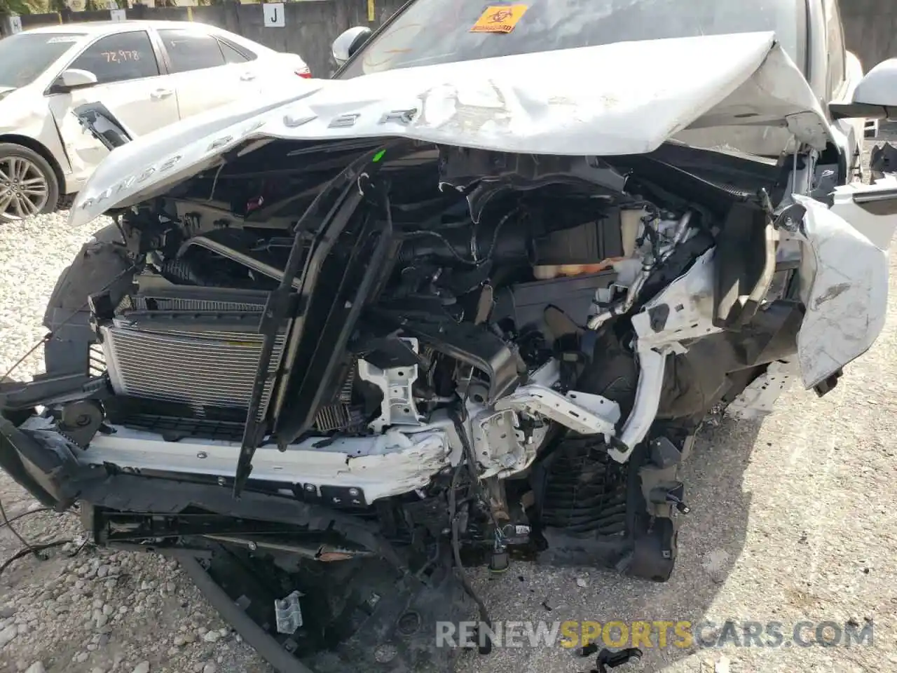 9 Photograph of a damaged car SALYJ2EX4MA320075 LAND ROVER RANGEROVER 2021