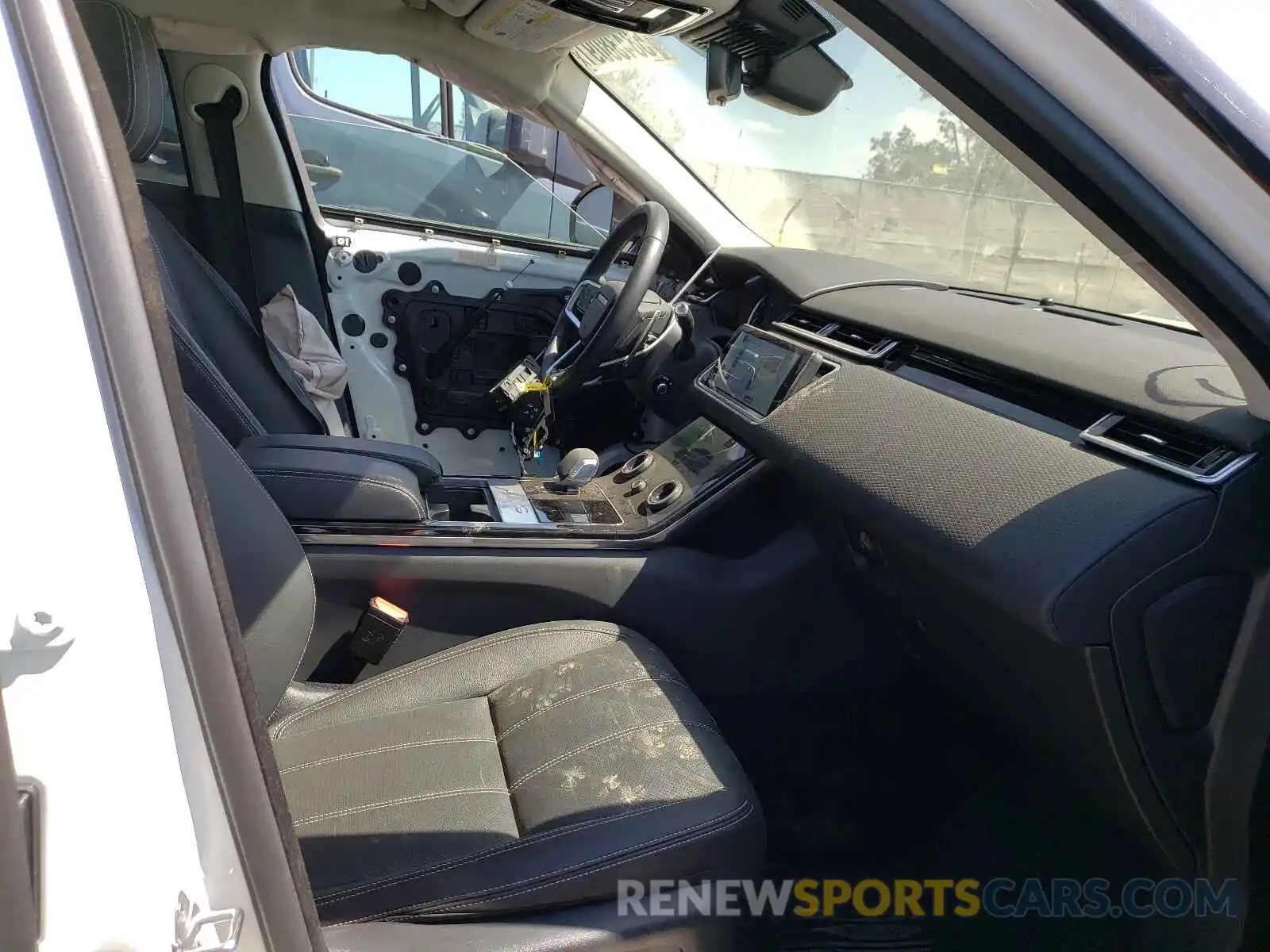 5 Photograph of a damaged car SALYJ2EX5MA308789 LAND ROVER RANGEROVER 2021