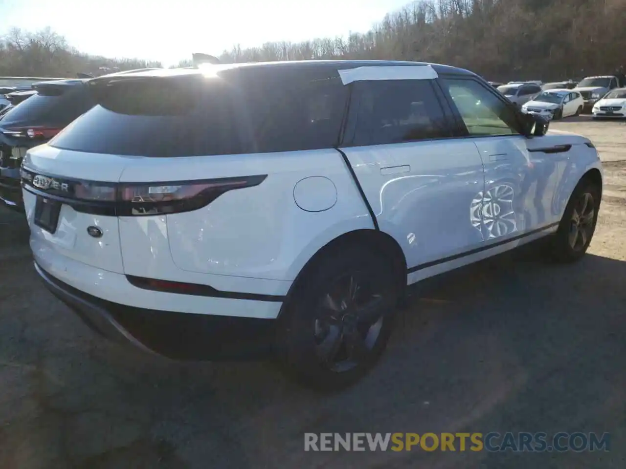 4 Photograph of a damaged car SALYJ2EX6MA301141 LAND ROVER RANGEROVER 2021