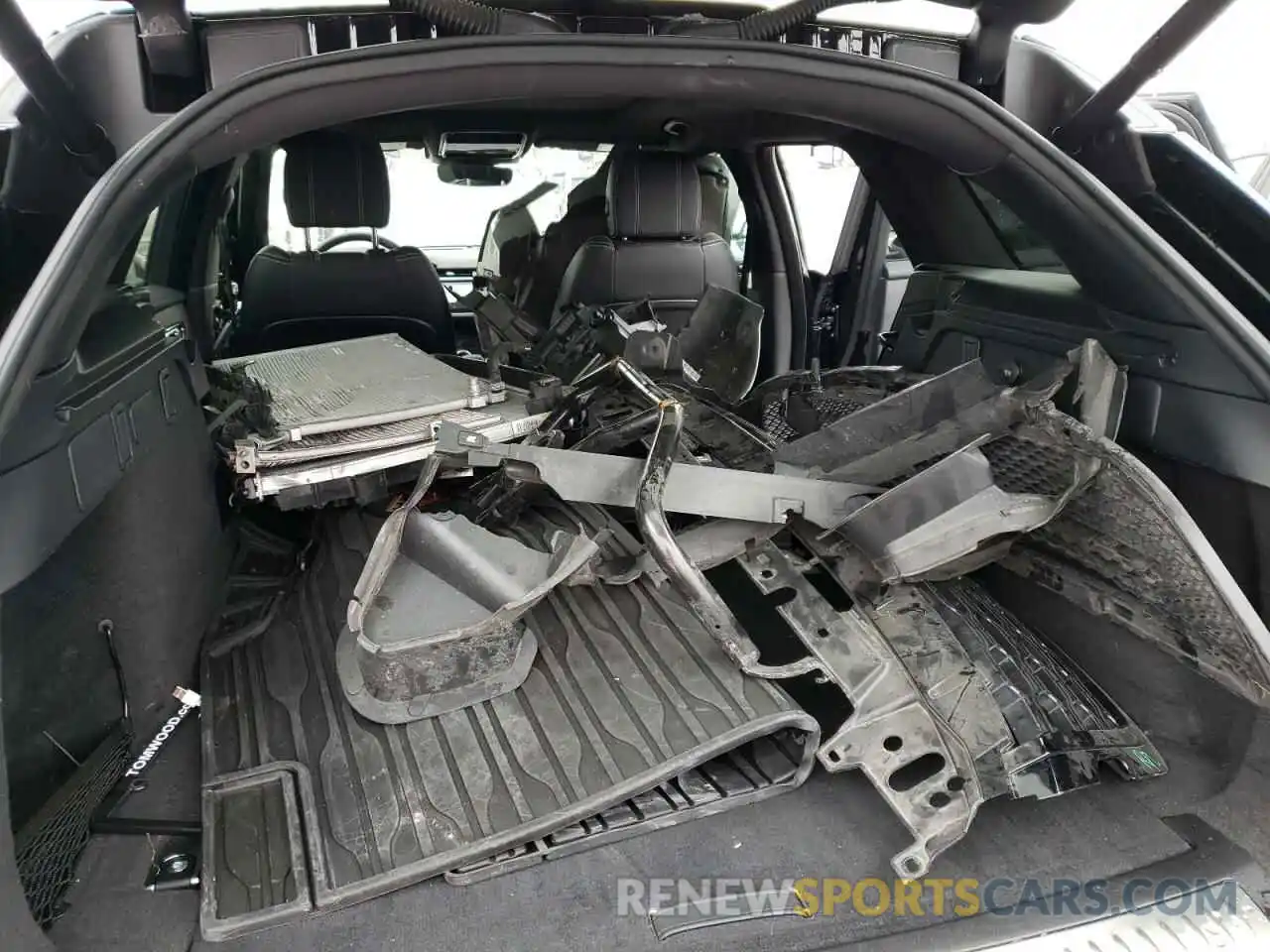 9 Photograph of a damaged car SALYJ2EX9MA312196 LAND ROVER RANGEROVER 2021