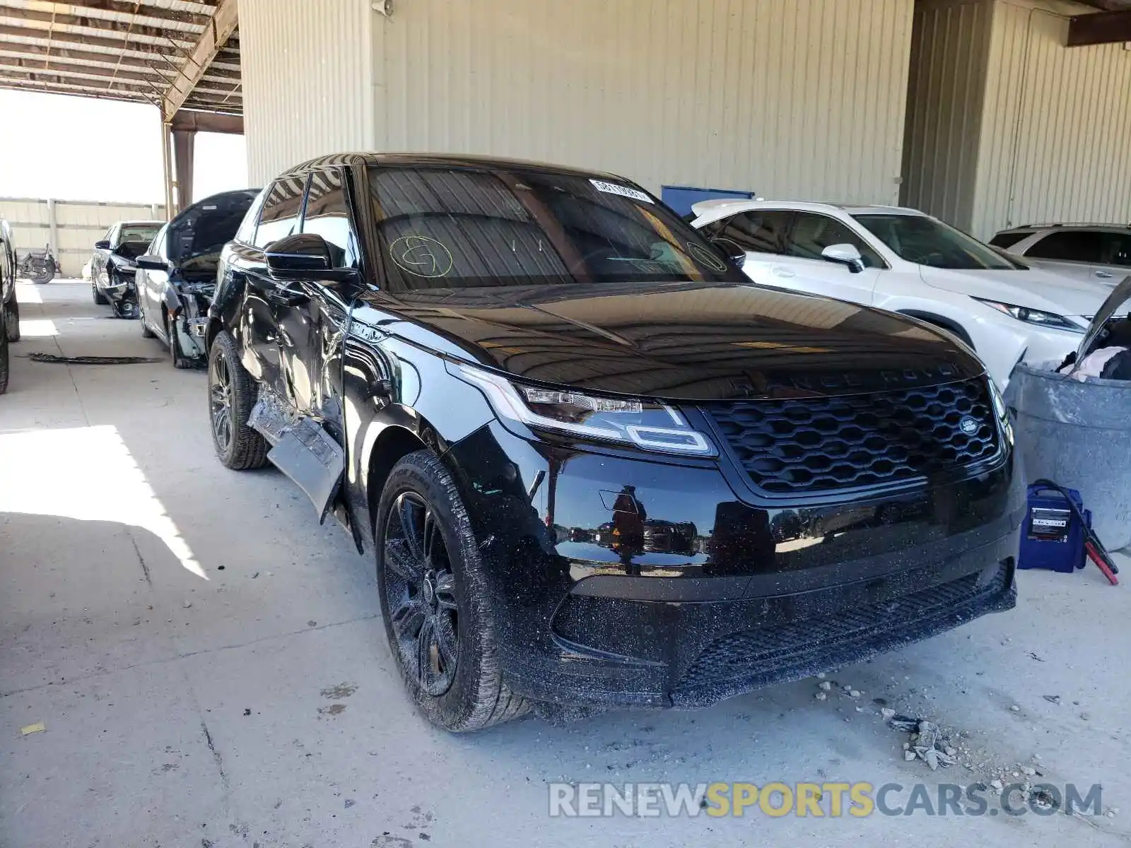 1 Photograph of a damaged car SALYJ2EX9MA320055 LAND ROVER RANGEROVER 2021