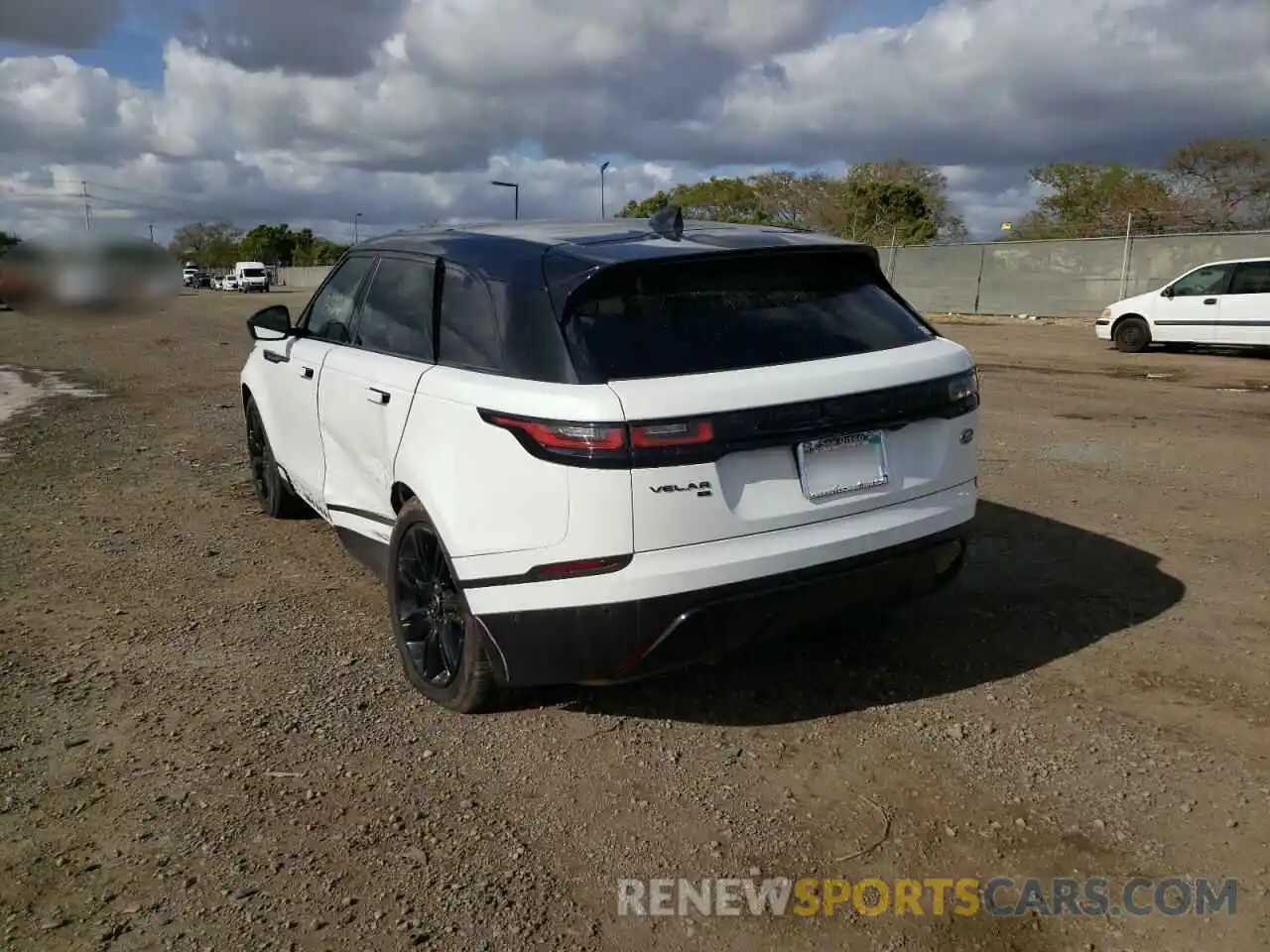 3 Photograph of a damaged car SALYJ2EXXMA310943 LAND ROVER RANGEROVER 2021