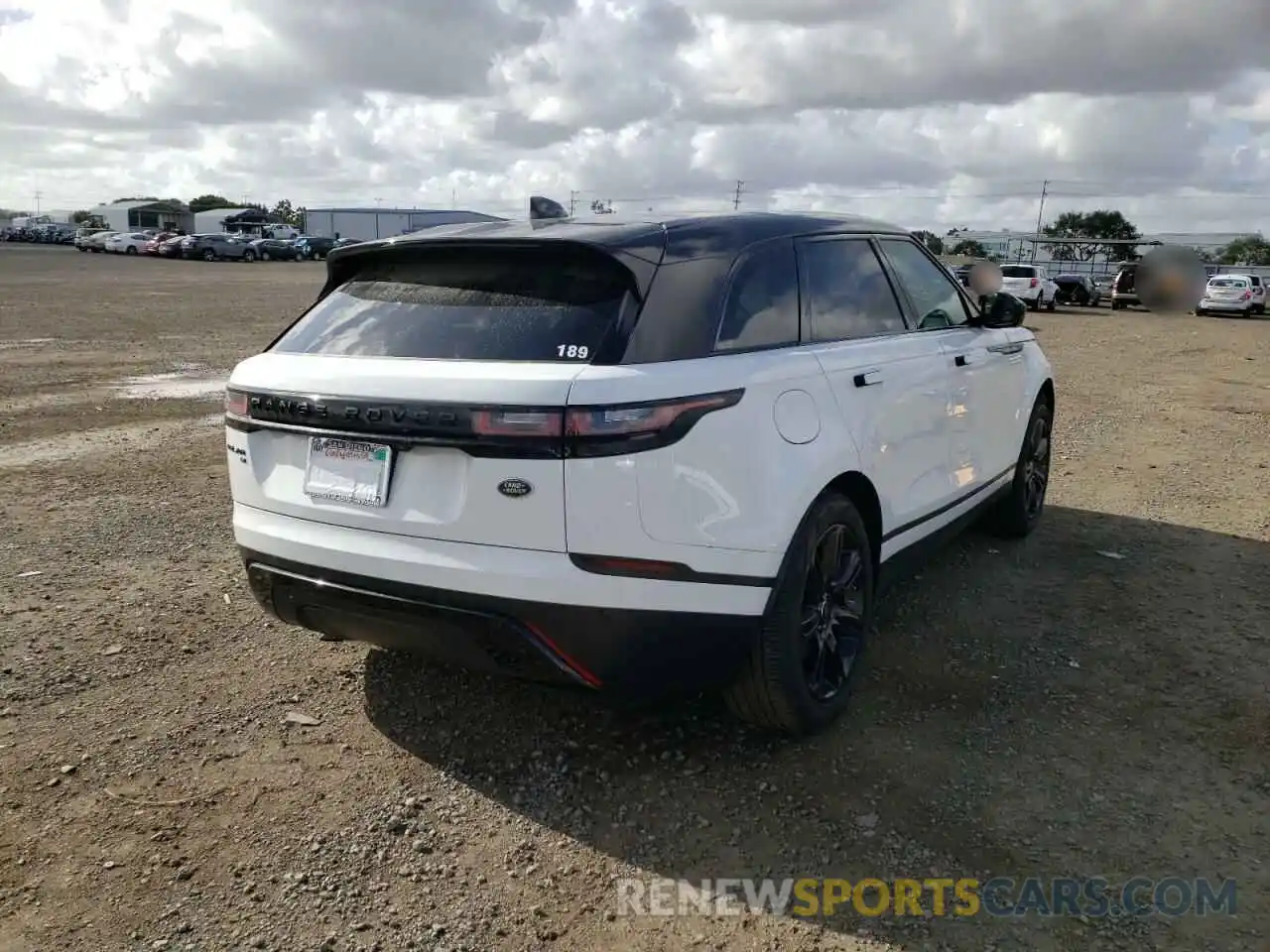 4 Photograph of a damaged car SALYJ2EXXMA310943 LAND ROVER RANGEROVER 2021