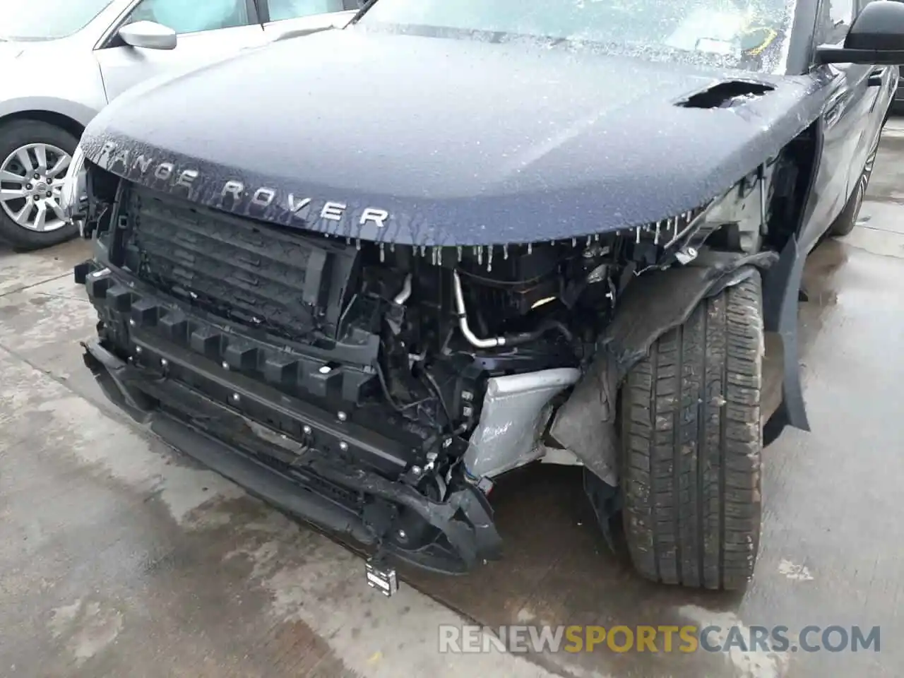 9 Photograph of a damaged car SALYM2FU1MA321437 LAND ROVER RANGEROVER 2021