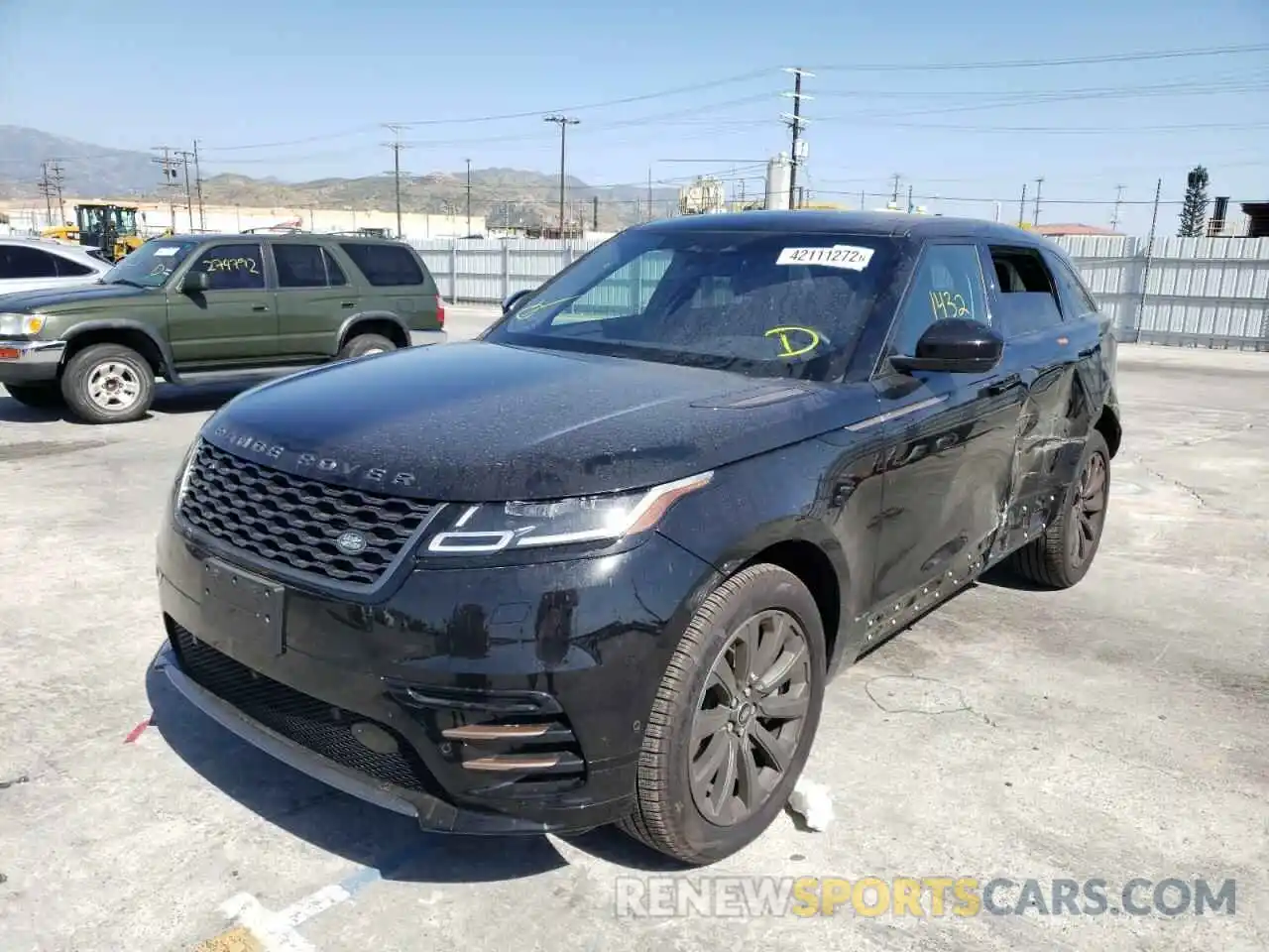 2 Photograph of a damaged car SALYT2EU2MA315585 LAND ROVER RANGEROVER 2021