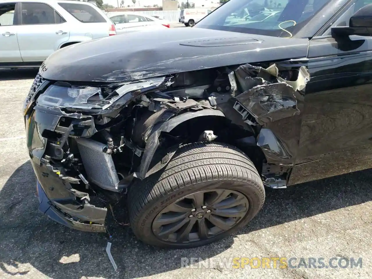 9 Photograph of a damaged car SALYT2EU4MA303227 LAND ROVER RANGEROVER 2021