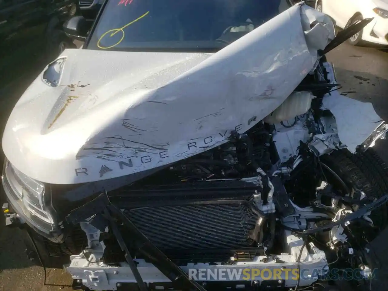 7 Photograph of a damaged car SALYT2EU6MA303102 LAND ROVER RANGEROVER 2021