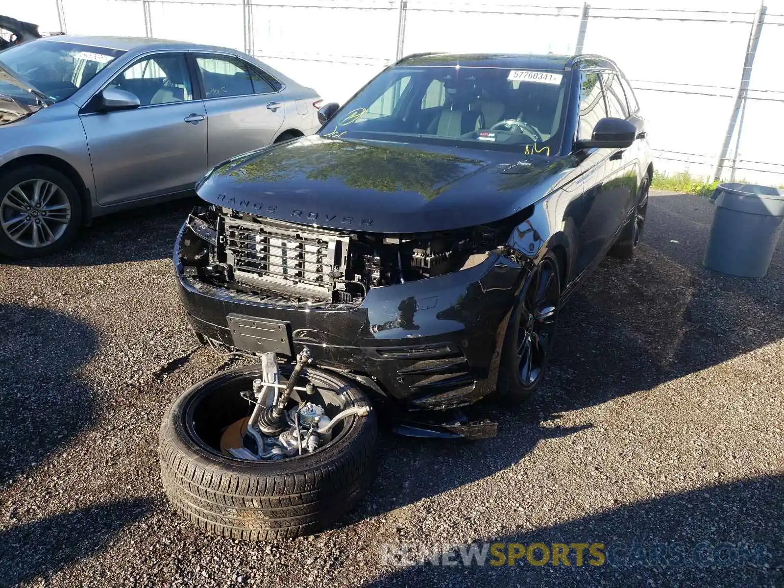 2 Photograph of a damaged car SALYT2EU8MA309788 LAND ROVER RANGEROVER 2021