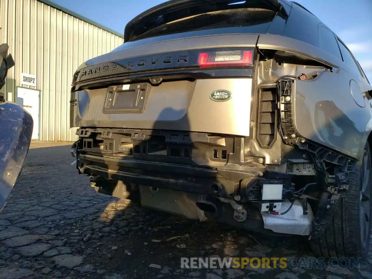 9 Photograph of a damaged car SALYT2EUXMA320484 LAND ROVER RANGEROVER 2021