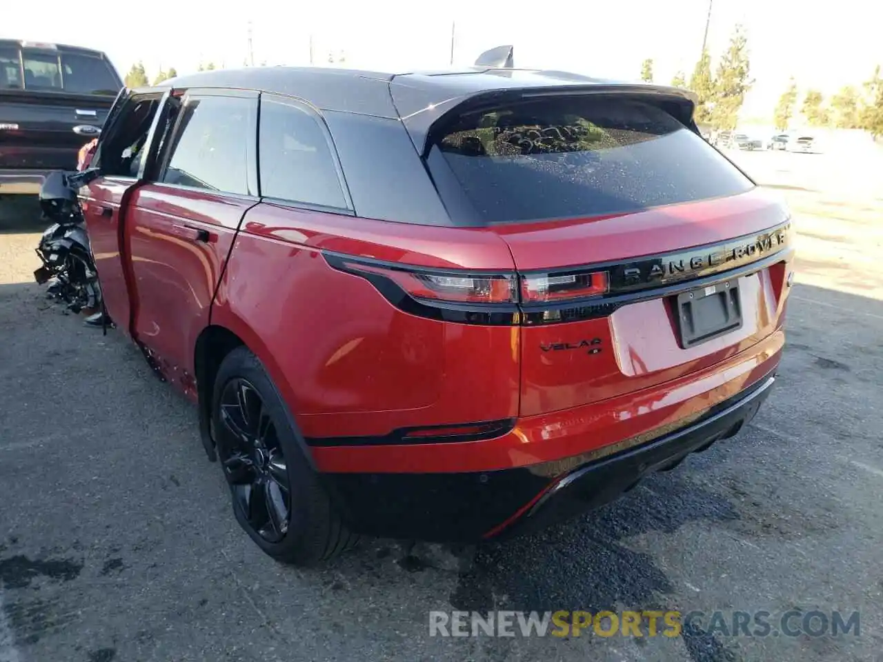 3 Photograph of a damaged car SALYT2EX0MA300612 LAND ROVER RANGEROVER 2021