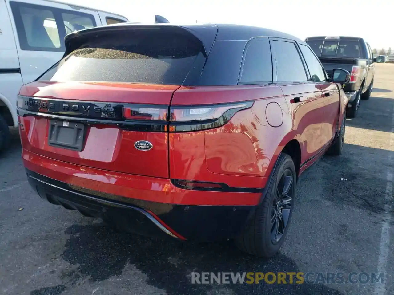 4 Photograph of a damaged car SALYT2EX0MA300612 LAND ROVER RANGEROVER 2021