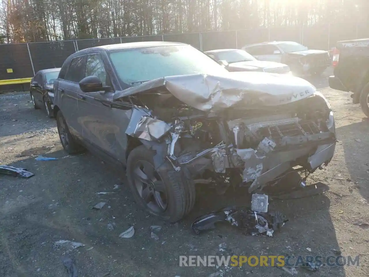 1 Photograph of a damaged car SALYT2EX1MA316253 LAND ROVER RANGEROVER 2021