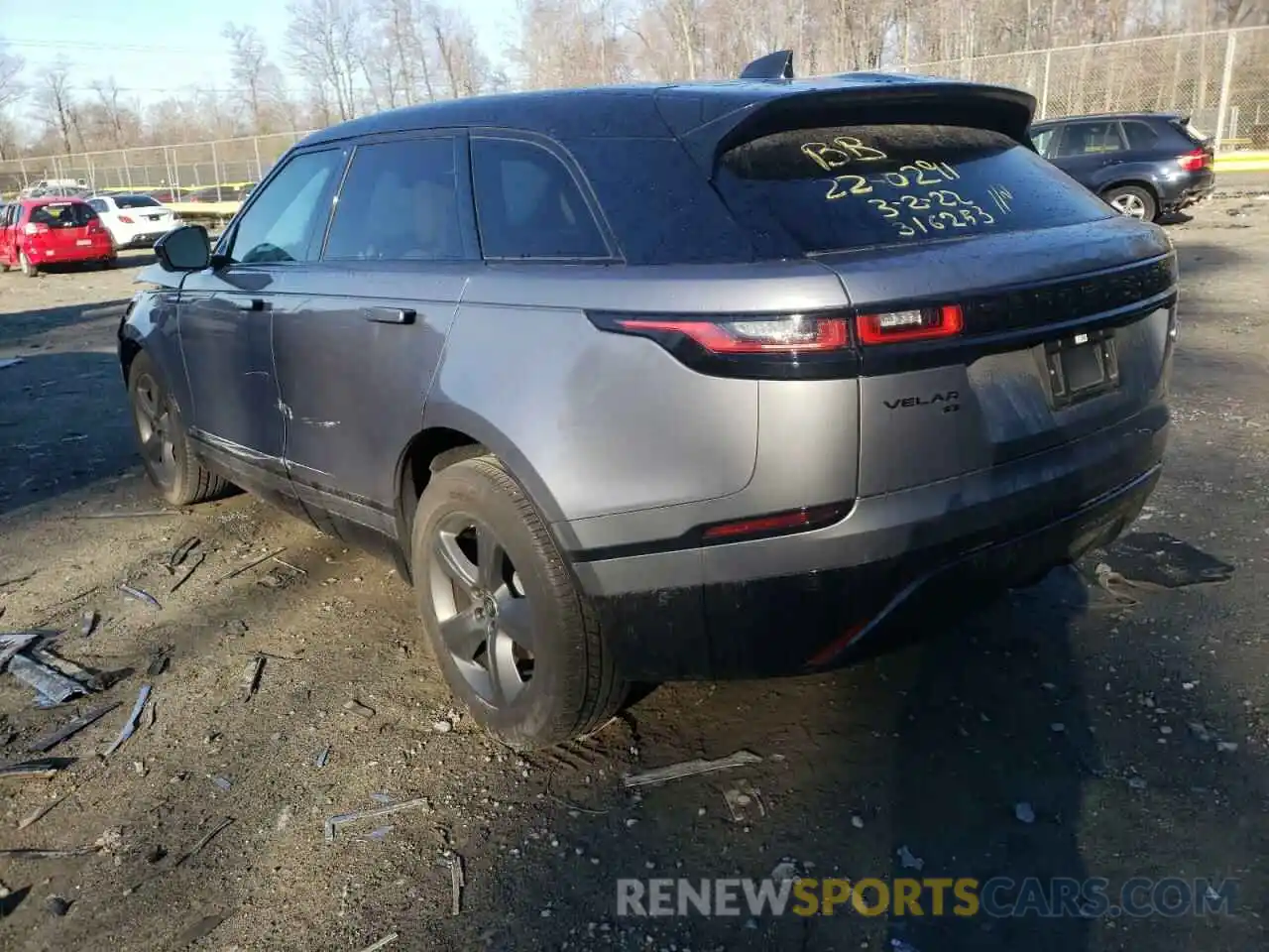 3 Photograph of a damaged car SALYT2EX1MA316253 LAND ROVER RANGEROVER 2021