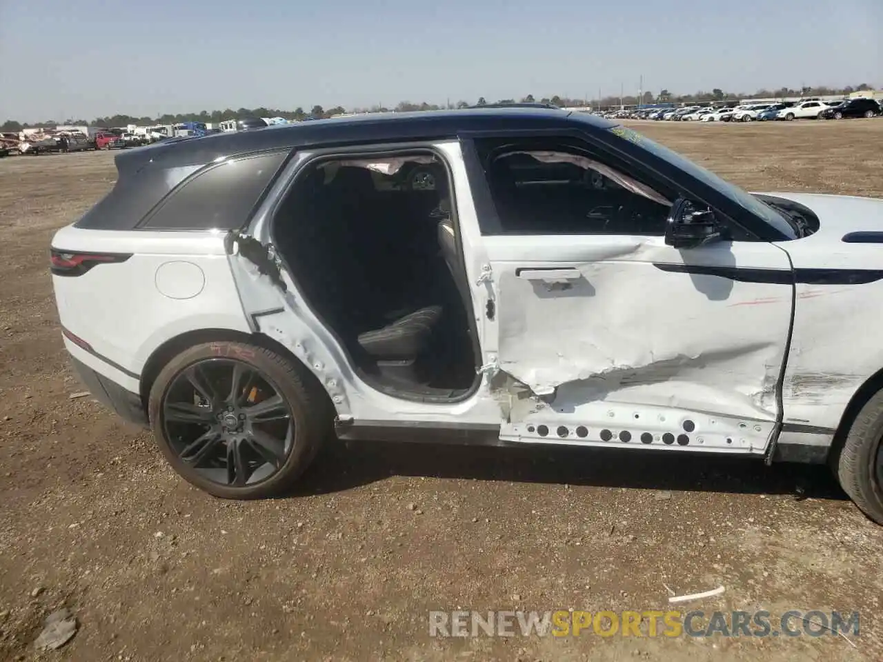 9 Photograph of a damaged car SALYT2EX2MA309103 LAND ROVER RANGEROVER 2021