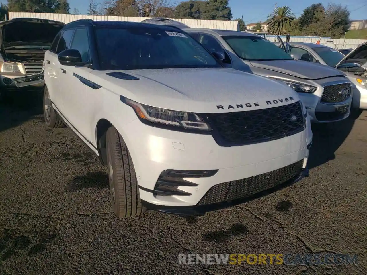 1 Photograph of a damaged car SALYT2EX3MA321969 LAND ROVER RANGEROVER 2021