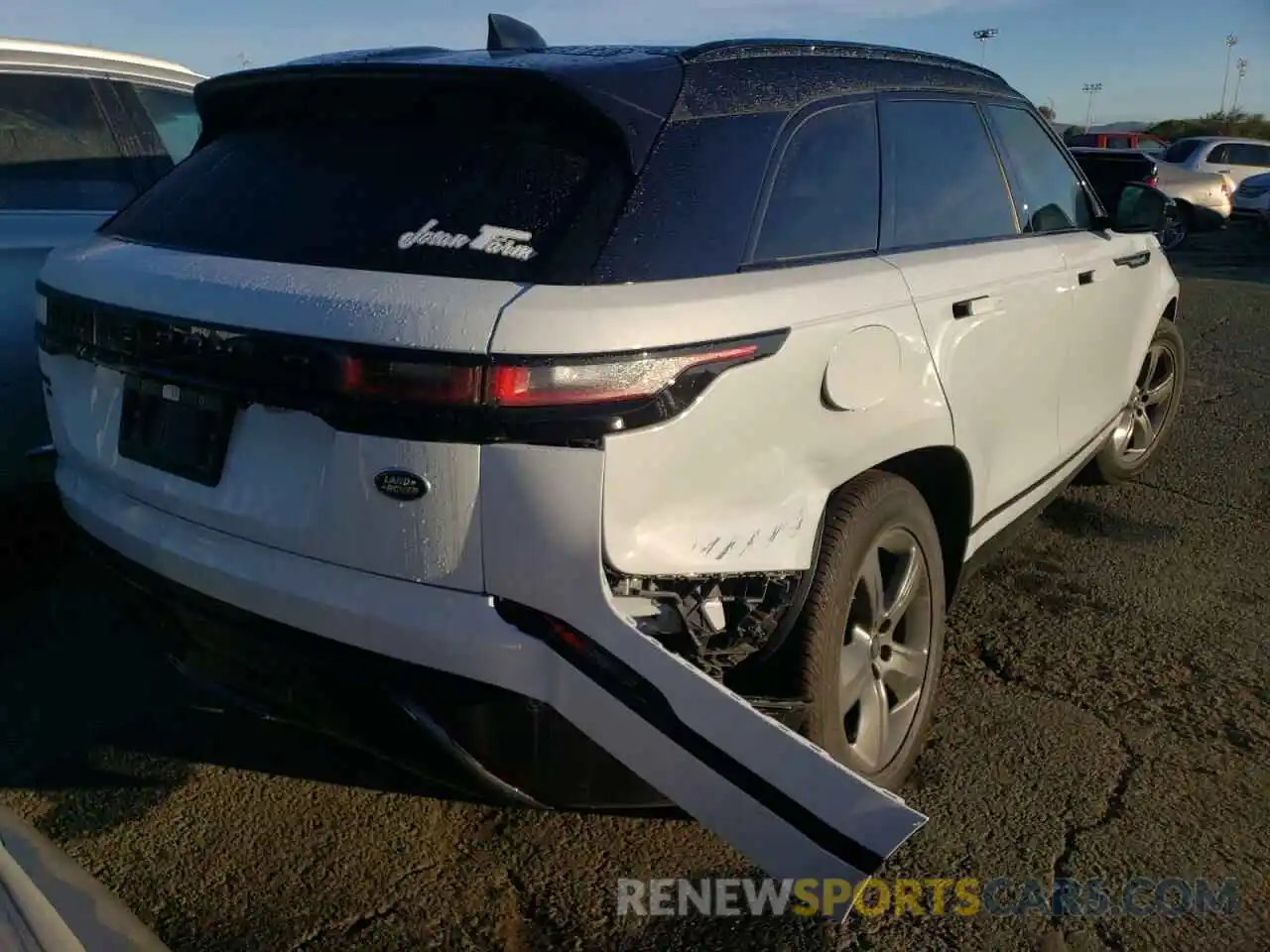 4 Photograph of a damaged car SALYT2EX3MA321969 LAND ROVER RANGEROVER 2021